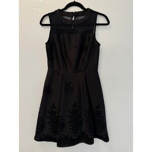 Paper Doll Black Velvet Floral Accent Fit & Flare A Line Sleeveless Dress Sz‎ LG